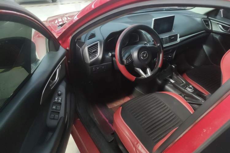Used Mazda Mazda 3 Axela 2017 Sedan 1.5L Automatic Comfort Model Emission Standard China V