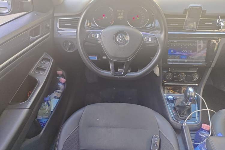Used Volkswagen C-TREK 2017 1.6L Automatic Luxury Model