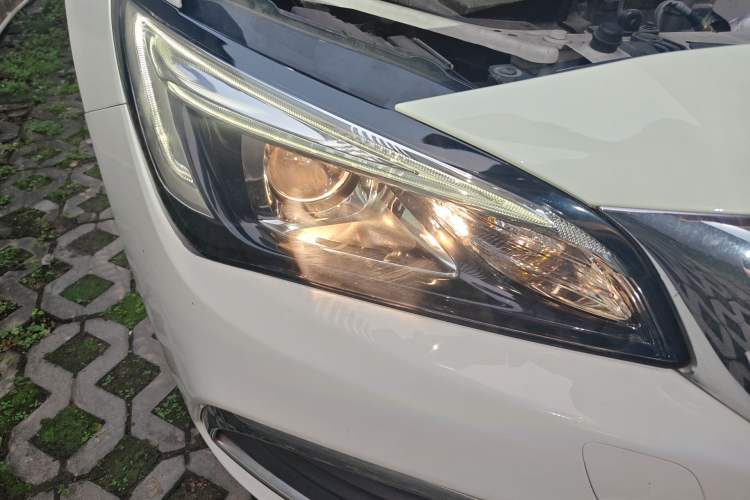 Used Buick Verano 2018 Sedan 15S Automatic Leading Model Exterior 6