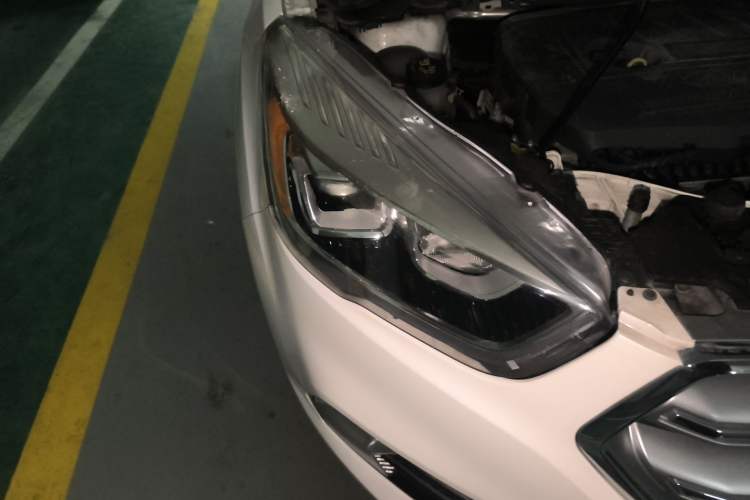 Used Ford Kuga 2017 EcoBoost 180 Two-Wheel-Drive Tiger Leap Model