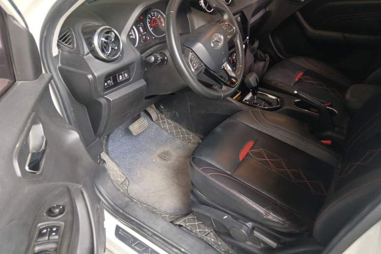 Used Soueast DX3 2018 1.5T CVT Luxury Model Driver Seat