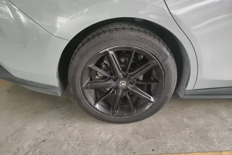 Used CHANGAN UNI-V 2022 1.5T Smart Navigation Version
