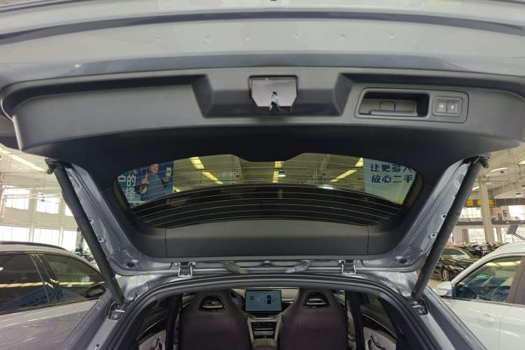 Used BYD Song PLUS New Energy 2025 DM-i Smart Drive 112KM Prestige Model
