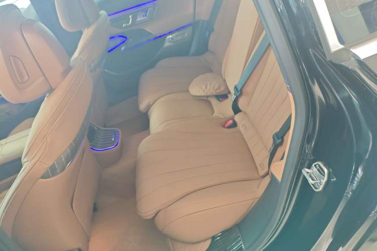 Used Mercedes-Benz E-Class 2025 E 300 L Luxury Model
