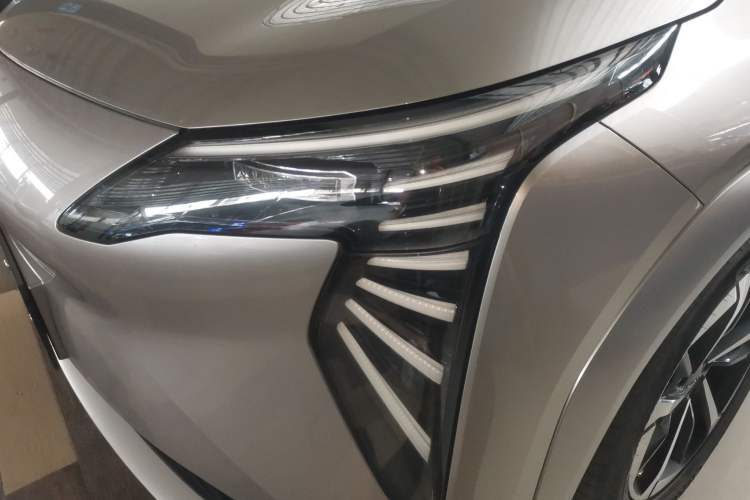 Used AION Y 2023 Plus 510 Smart Edition Left Front Headlight