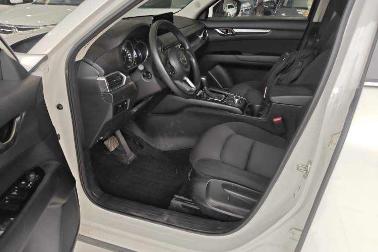 Used Mazda CX-5 2022 2.0L Automatic Two-Wheel Drive Comfort Version Driver Seat