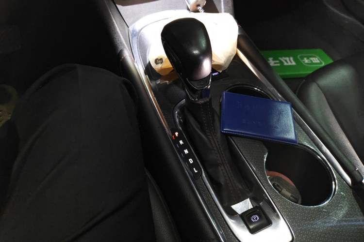 Used Chevrolet Malibu XL 2022 Redline 550T Automatic RuiLian Edition Gear Lever