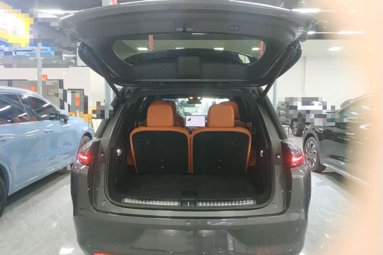 Used Li Auto L8 2023 Air model Trunk