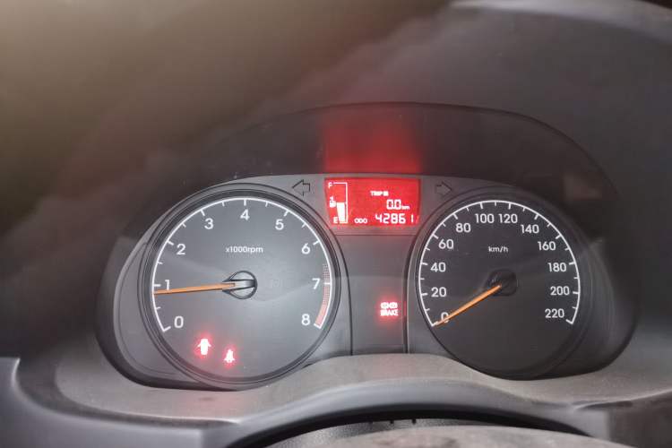 Used Hyundai Verna (older generation) 2014 1.4L Manual Smart GLS Trim