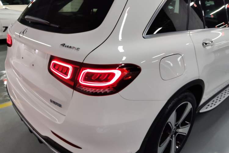 Used Mercedes-Benz GLC 2020 Facelifted GLC 300 L 4MATIC Luxury Edition Right Rear Taillight