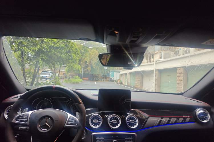 Used Mercedes-Benz GLA AMG 2017 Facelifted AMG GLA 45 4MATIC Headliner