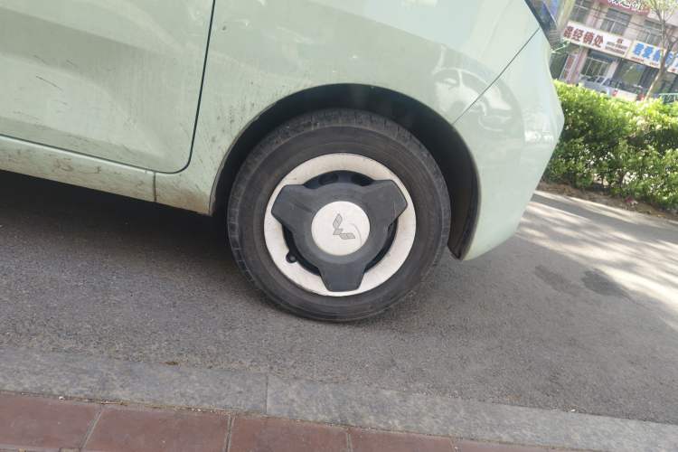 Used Wuling Hongguang MINIEV 2021 Macaron Premium Model – Lithium-NMC