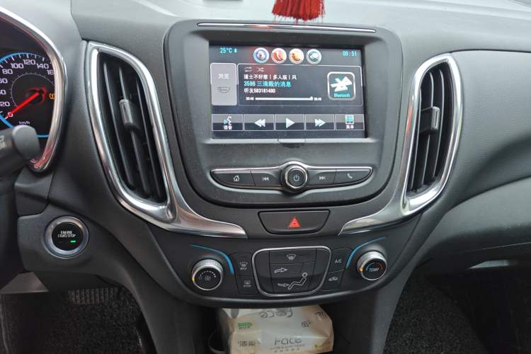 Used Chevrolet Equinox 2018 535T Automatic Chijie Edition Audio And AC Panel