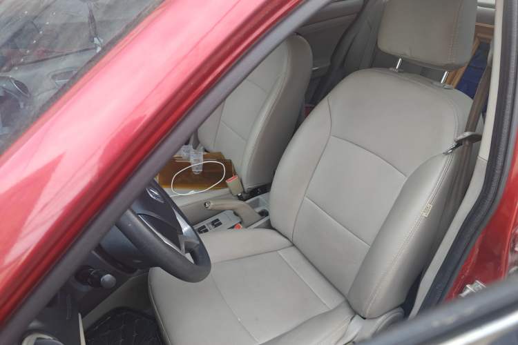 Used Changan Alsvin V3 2012 1.3L Manual Comfort Version China IV Standard
