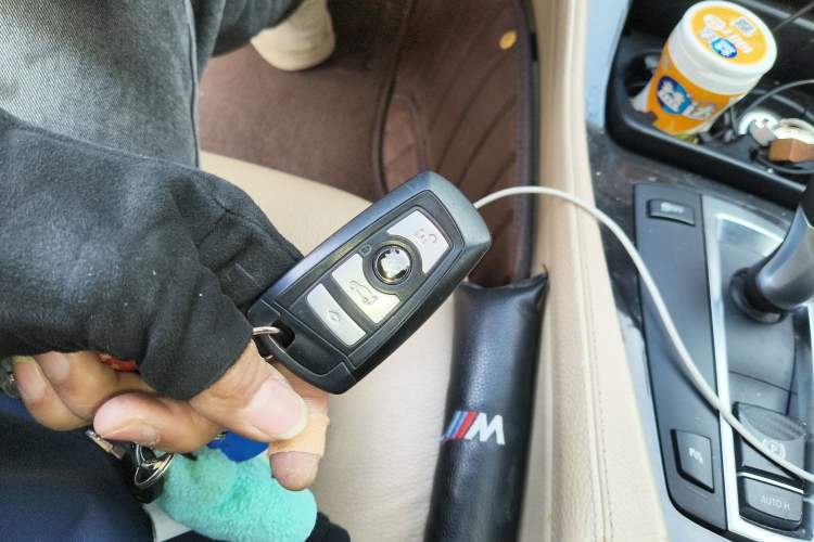 Used BMW 5 Series 2012 523Li Luxury Model
