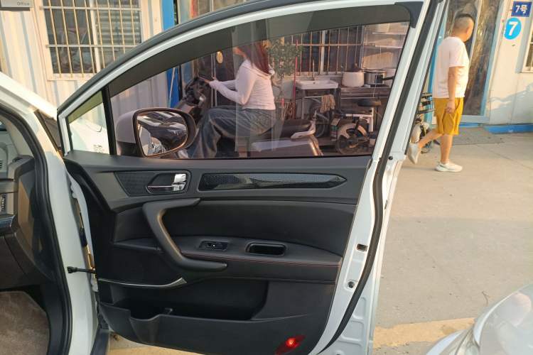 Used JAC Refine S3 2017 1.6L CVT Luxury Smart Model