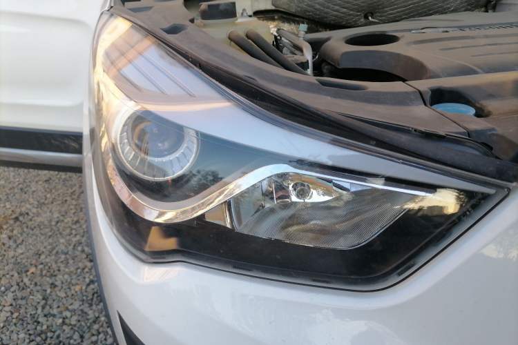 Used Haima S5 2016 1.5T CVT Enjoyment Edition Right Front Headlight