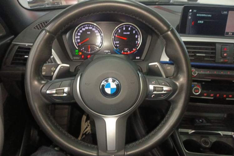 Used BMW 2 Series 2019 225i Convertible Coupe Luxury Edition M Sport Package
