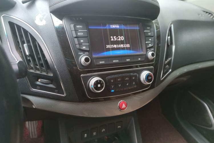 Used JAC Refine S5 2015 1.5T Manual Luxury Sport Edition