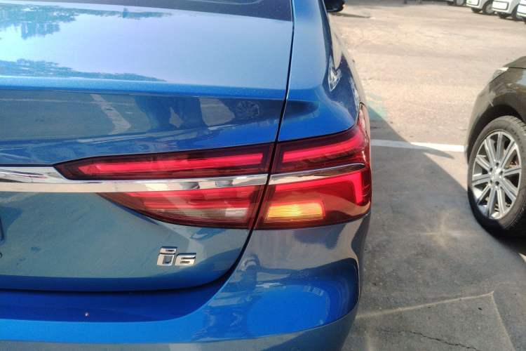 Used Roewe i6 2020 PLUS 1.6L CVT 4G Connected Glory Flagship Edition