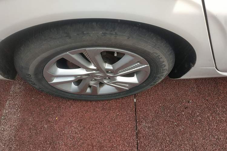 Used CHANGAN Eado 2019 High-Energy Edition 1.6L GDI Manual Pioneer Model China VI Standard Right Rear Wheel Hub