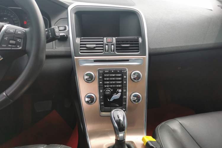 Used Volvo XC60 2016 T5 Smart Upgrade Model