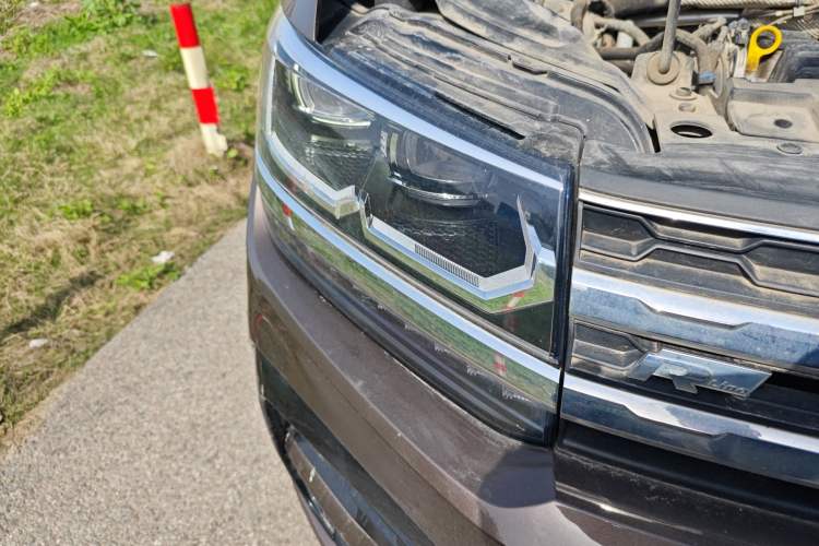 Used Volkswagen Tharu 2019 280TSI Two-Wheel Drive R-Line China VI Standard Right Front Headlight