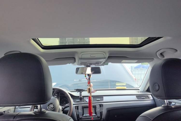 Used Volkswagen Passat 2016 330TSI DSG Luxury Edition