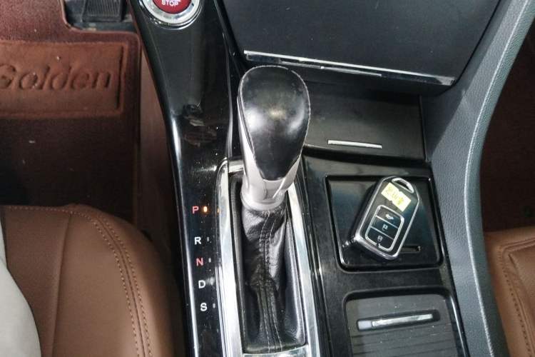 Used Honda Spirior 2015 2.4L Prestige Edition Gear Lever