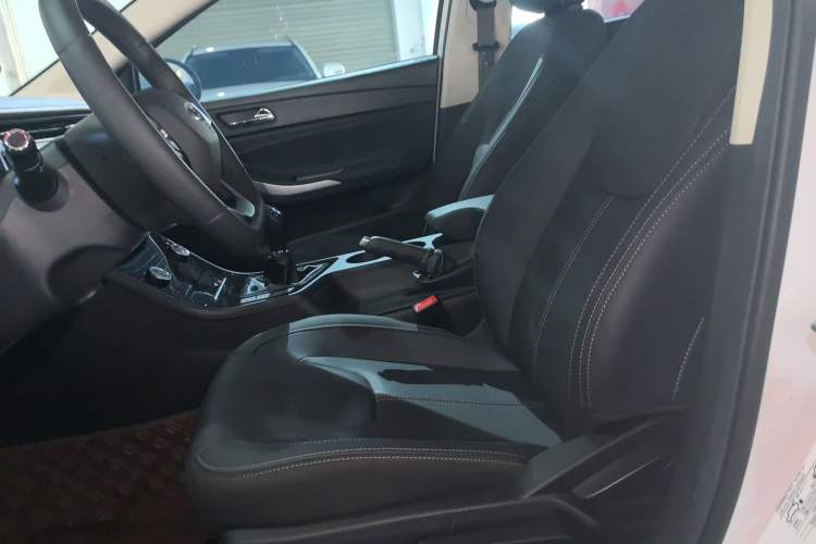 Used Chery Arrizo 5 2025 Excellence Version 1.5L Manual Fashion Edition Left Front Seat