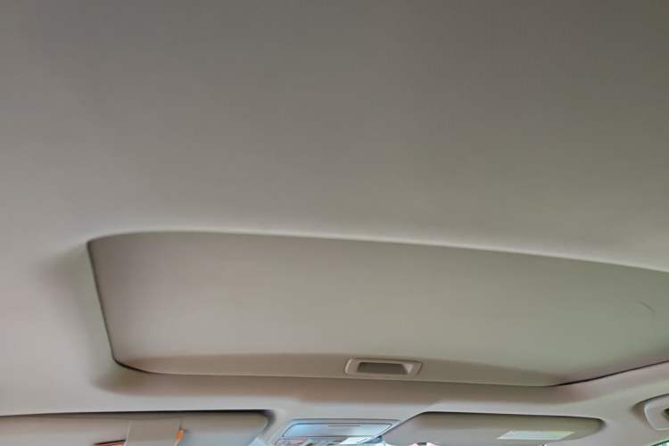 Used Honda CR-V 2015 2.0L two-wheel drive Fashion Edition