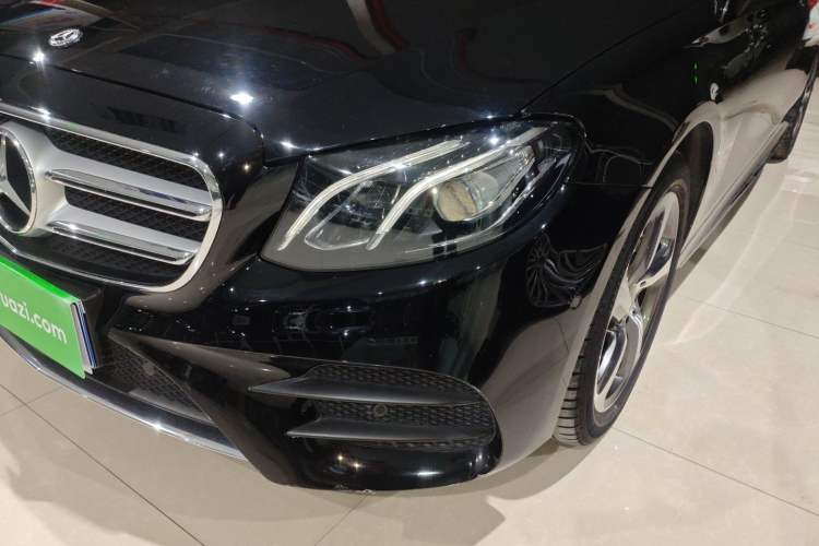 Used Mercedes-Benz E-Class 2019 E 200 L Sport 4MATIC
