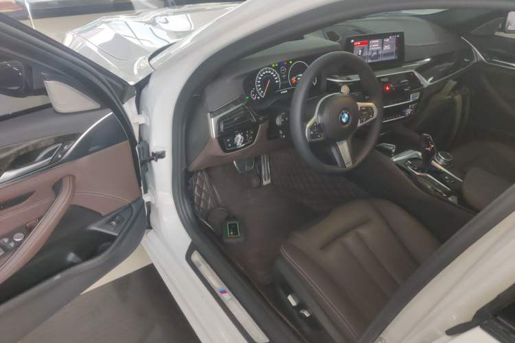 Used BMW 5 Series 2019 525Li M Sport Package
