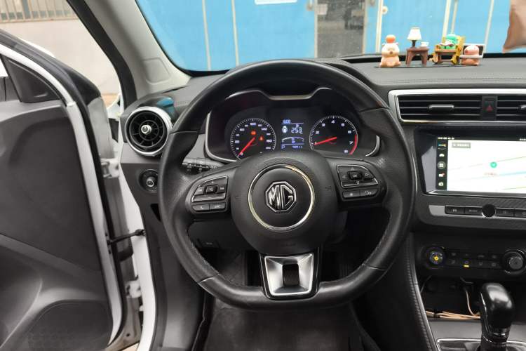 Used MG ZS 2018 1.5L Automatic Luxury Internet Edition China V Standard
