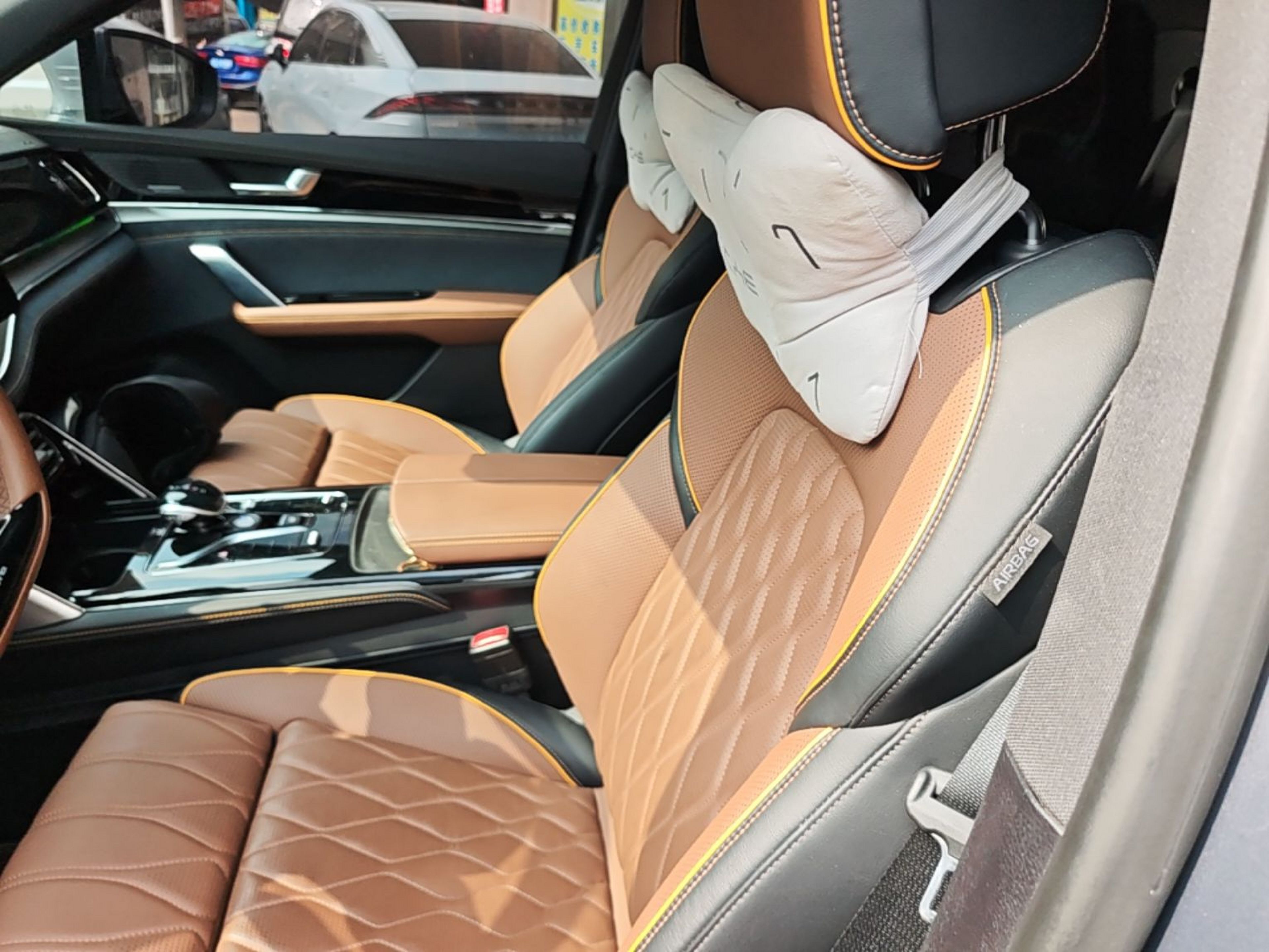 Interior delantero