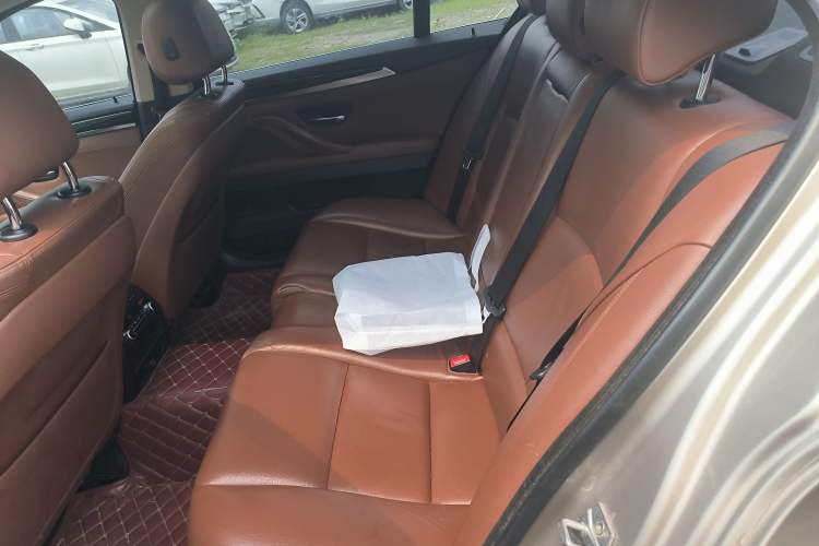 Used BMW 5 Series 2014 528Li Leading Model Left Rear Seat