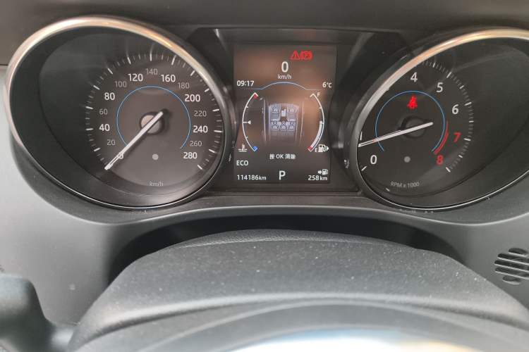 Used Jaguar F-PACE 2018 2.0T Four-Wheel Drive Urban Luxury Edition