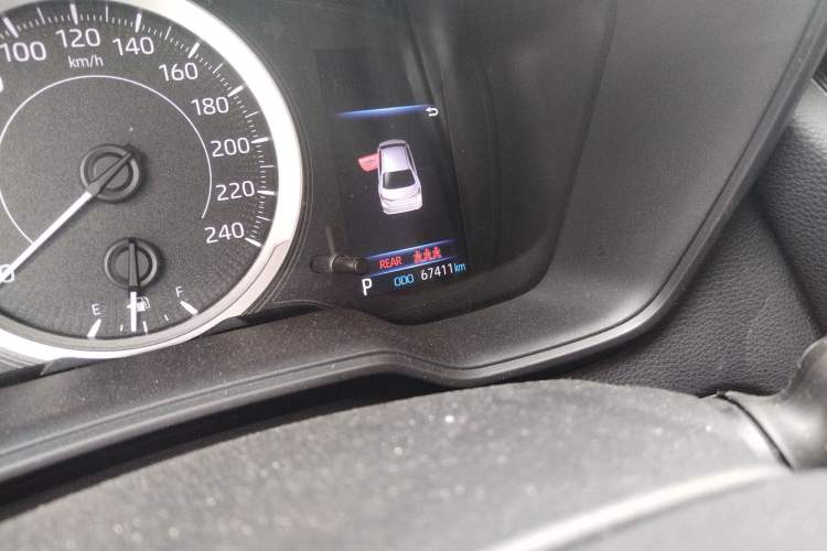 Used Toyota Corolla 2019 1.2T S-CVT GL-i Luxury Edition Odometer Close Up