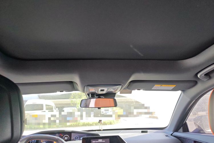 Used Changan UNI-V 2022 1.5T Prestige Version