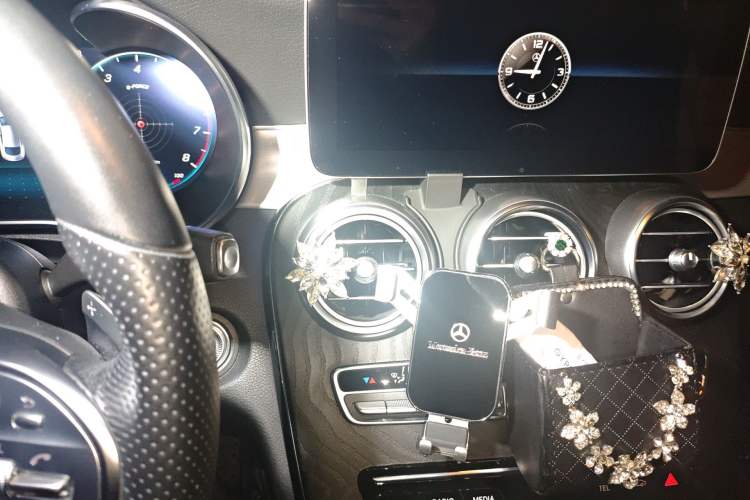 Used Mercedes-Benz C-Class 2019 C 260 Coupe Audio And AC Panel