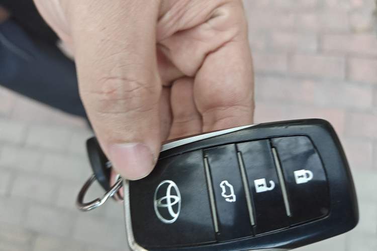 Used Toyota Highlander 2015 2.0T Four-Wheel Drive Ultimate Edition 7-Seater
