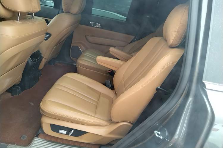 Used Li Auto ONE 2020 Extended-Range 6-Seater Version Left Rear Seat