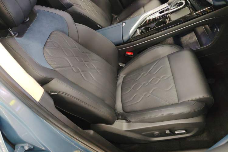 Used VOYAH FREE 2021 Four-Wheel Drive All-Electric First Edition Commemorative Edition Exclusive Luxury Package
