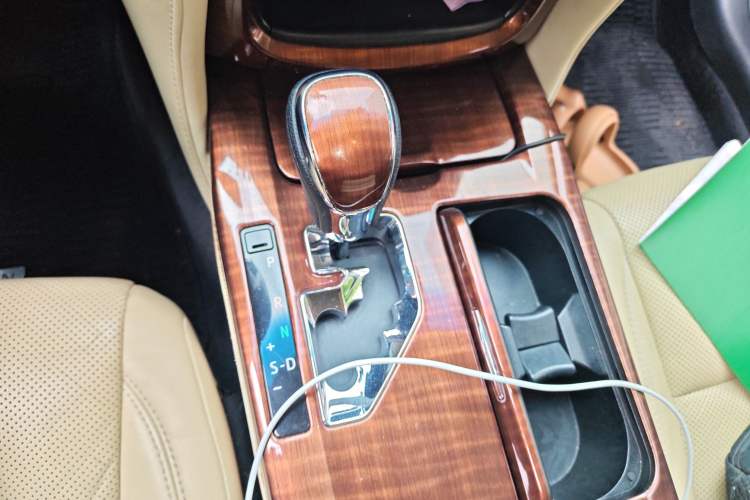 Used Toyota Crown 2015 2.0T Fashion Edition