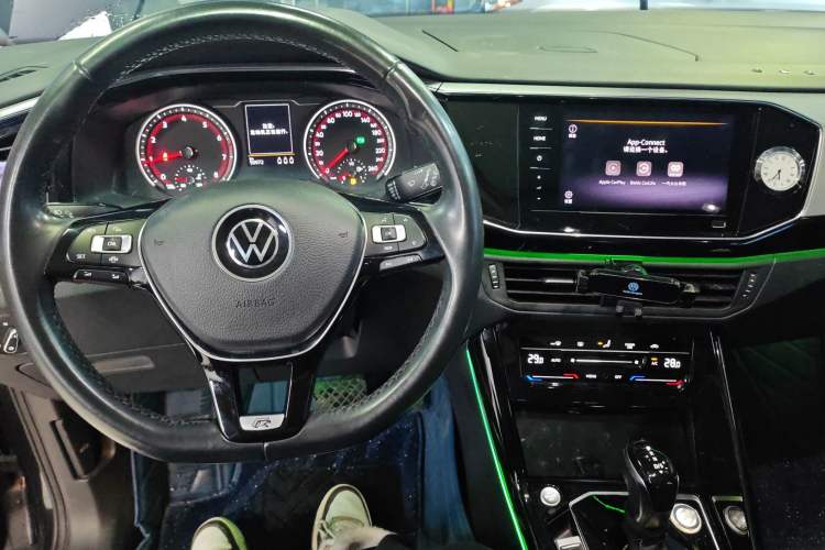 Used Volkswagen Tayron 2020 280TSI Two-Wheel Drive Luxury Connect Edition
