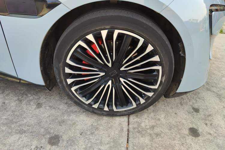 Used Avatr 12 2023 700 Three-Laser Rear-Wheel Drive Luxury Edition
