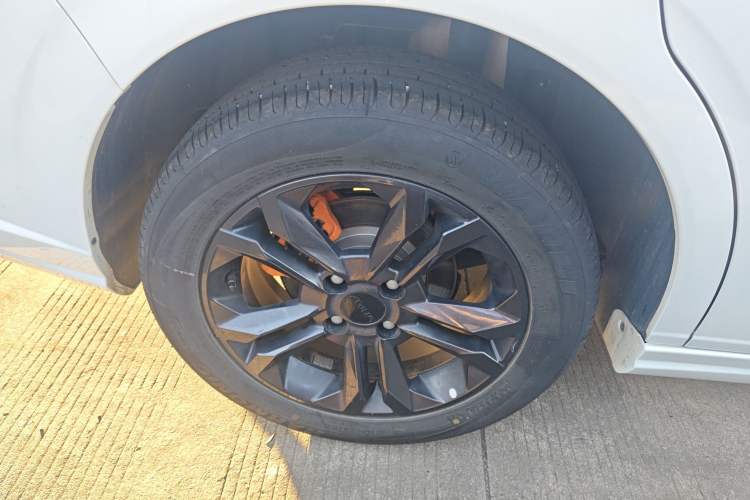 Used Dongfeng Aeolus Yixuan 2023 Mach Edition 1.5L Automatic Chasing Shadow Version