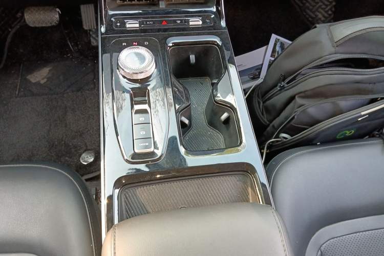 Used Wuling Xingguang 2024 Co-Creation Edition 510 Advanced Model Gear Lever