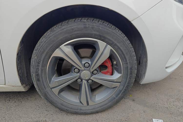 Used Geely Auto Emgrand GL 2019 1.4T CVT Elite Smart Edition Right Front Wheel Hub