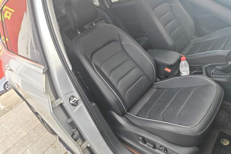 Used Volkswagen Tiguan L 2017 330TSI Automatic Two-Wheel Drive Flagship Edition